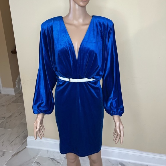 𝅺Eloquii velvet dress - Picture 9 of 10